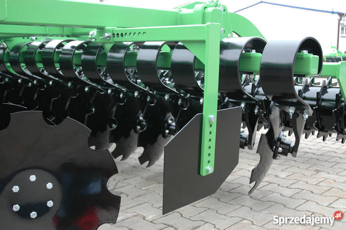 Brony hydraulicznie składane zawieszane Rogóźno