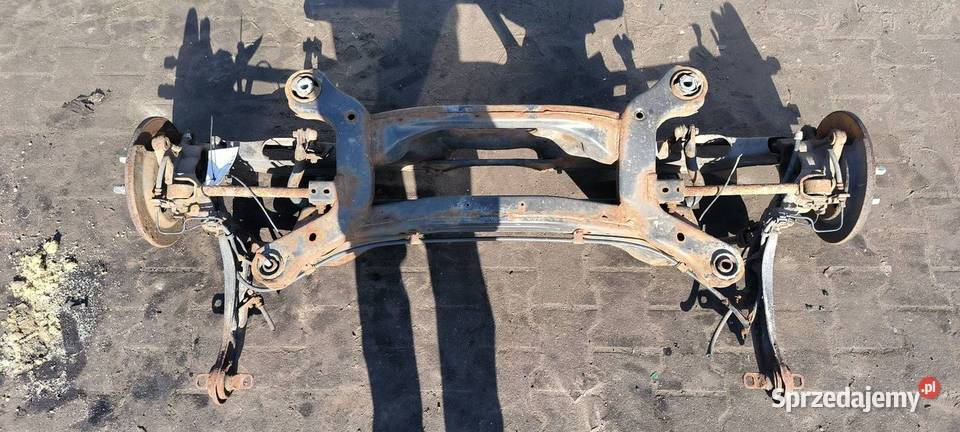 BELKA SANKI TYŁ DODGE JOURNEY Pozostałe Lipno