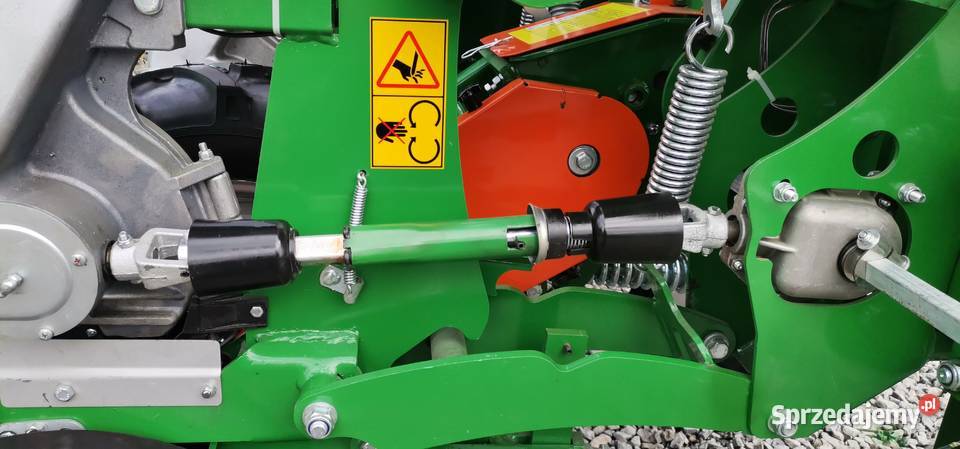 Siewnik punktowy pneumatyczny do Kukurydzy Apacz