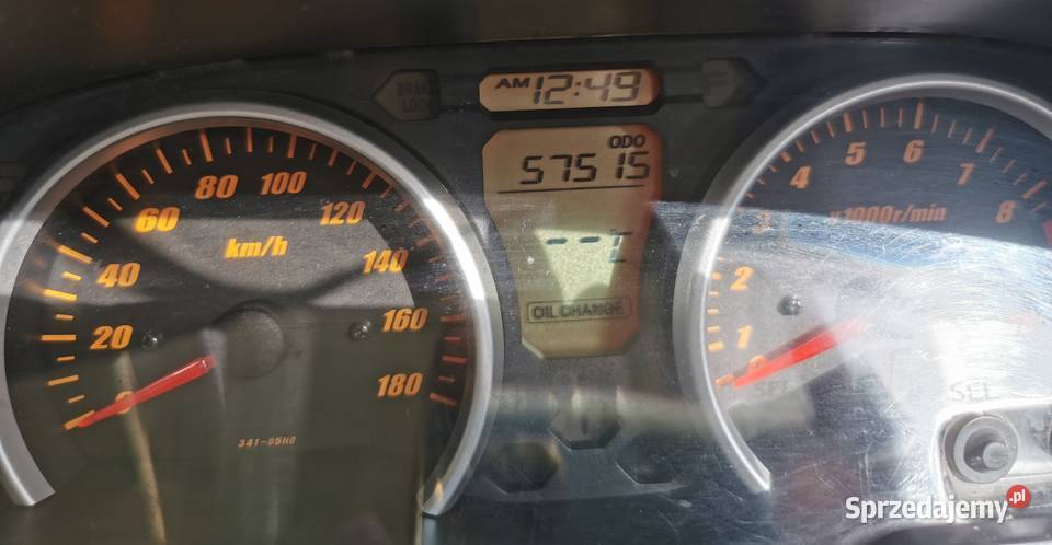 Burgman AN 400 K7 2007r z kufrem centralnym Zielonka sprzedam