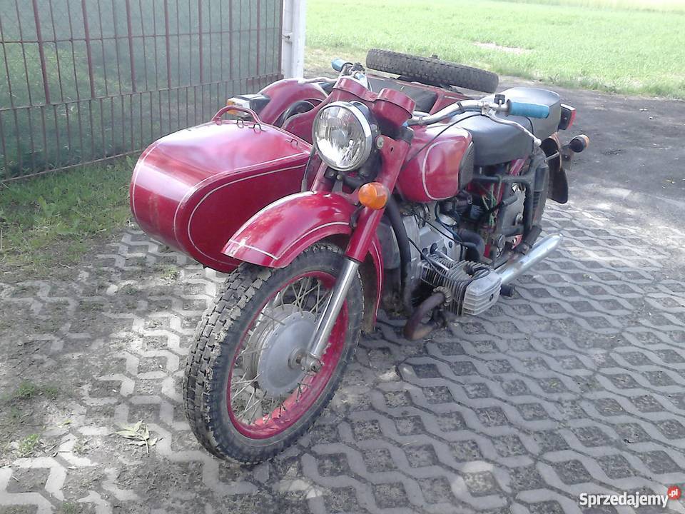 Dniepr MT10 z 1980 roku z dokumentami