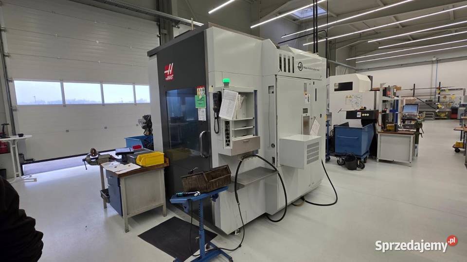 HAAS UMC750SS 2016 5osiowe centrum CNC 40 Produkcja Chybie