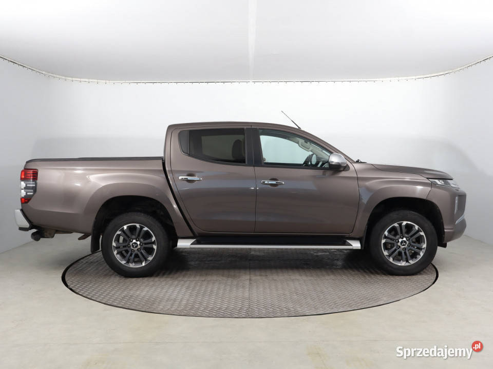 Mitsubishi L200 22 DID brązowy Bielany Wrocławskie