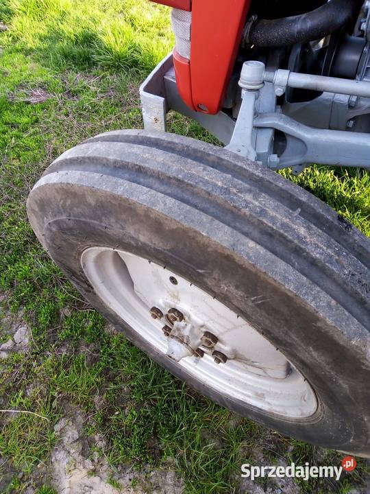 Massey Ferguson 145 3 cyl47 Cyców