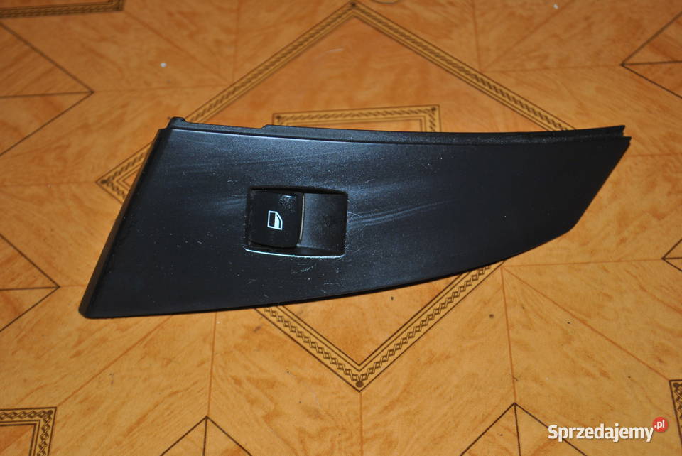 Przełącznik podnośnika szyby prawej tylnej BMW śląskie Poręba