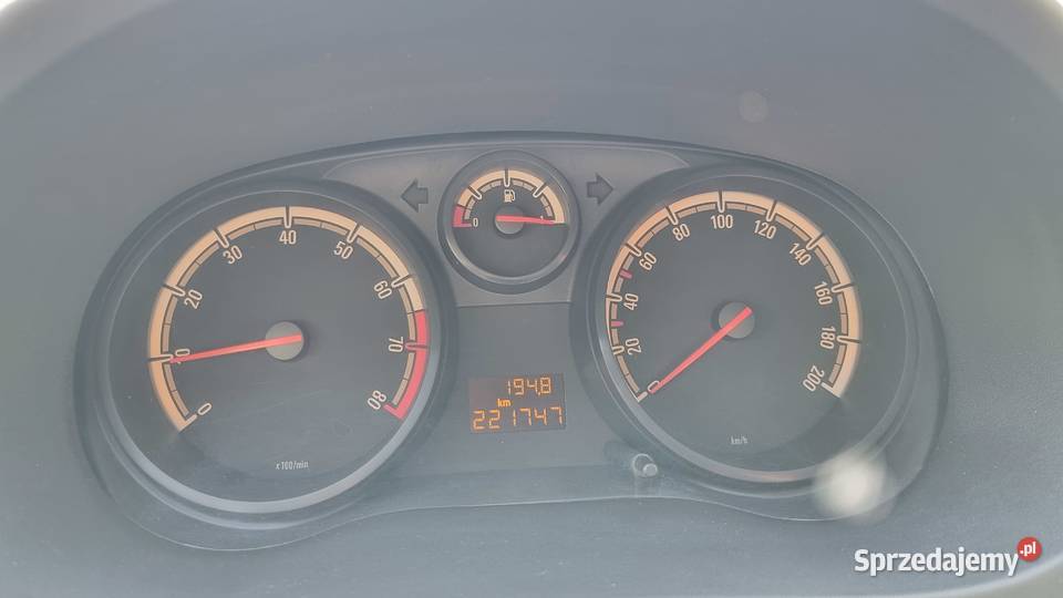Opel Corsa D 2014 12 BenzLPG pomorskie Pierwoszyno