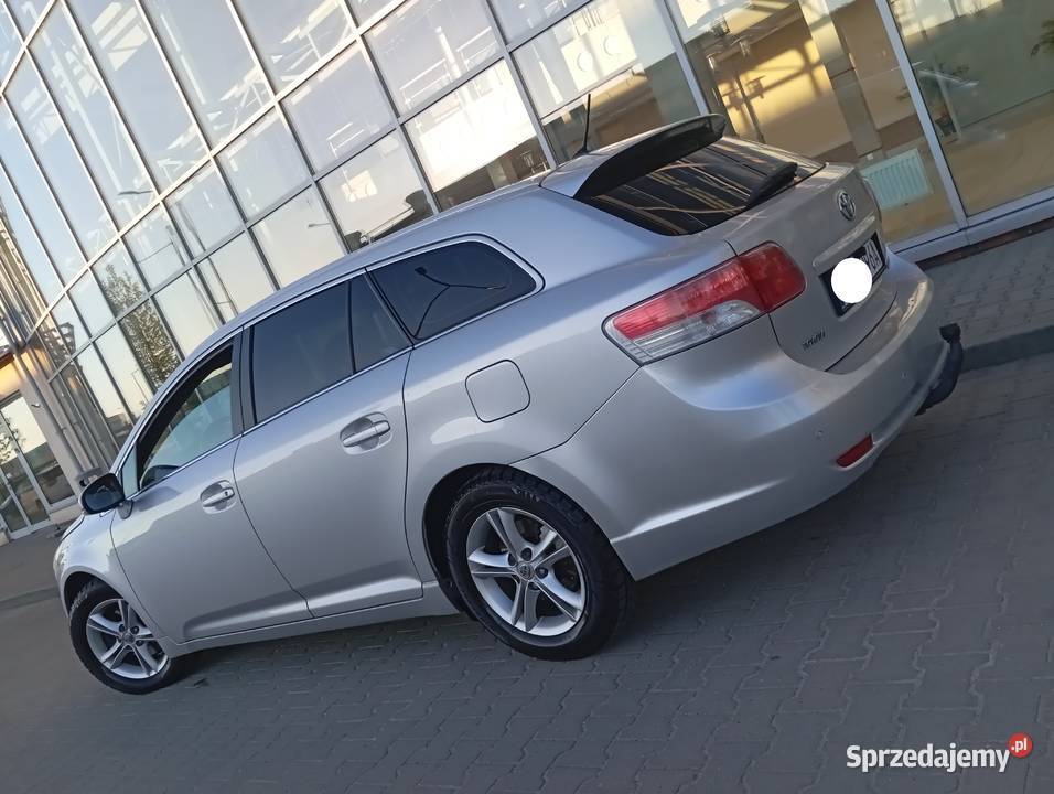 TOYOTA AVENSIS 20 D 4D STAN ZAREJESTROWANA 1KM Gostynin