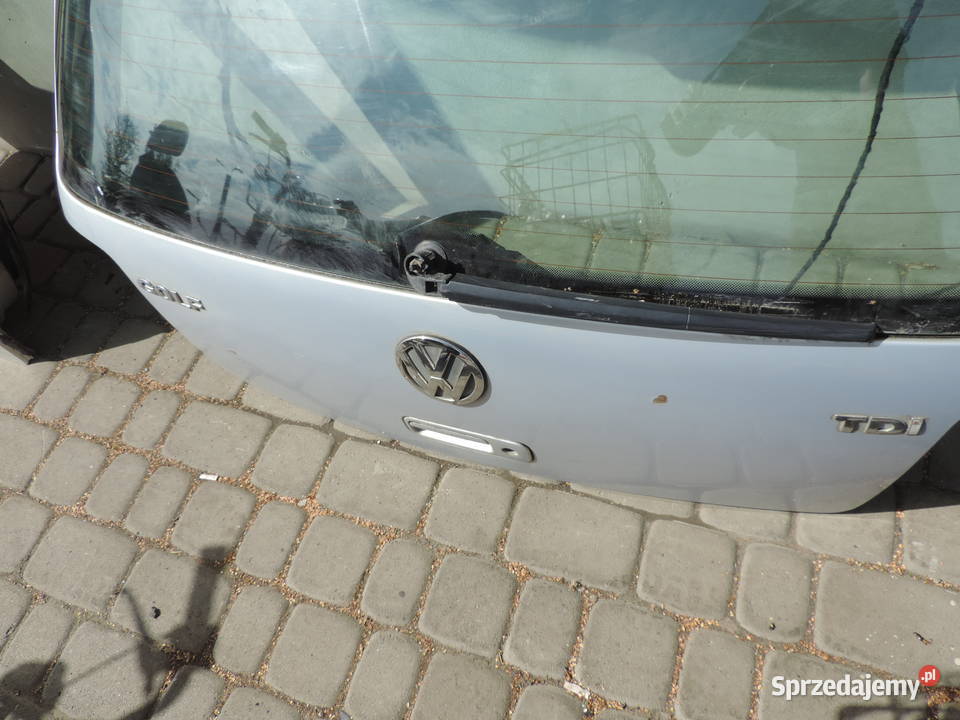 VW GOLF 4 HB KLAPA BAGAŻNIKA TYLNA Rok produkcji 2000 Nowy Sącz sprzedam