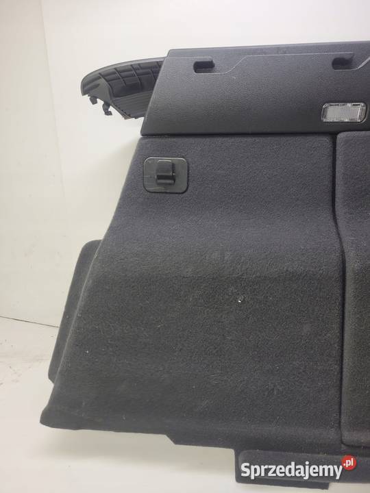 BOCZEK BAGAŻNIKA PRAWY AUDI Q5 8R 8R0863880D Tapicerki samochodowe Przystajń