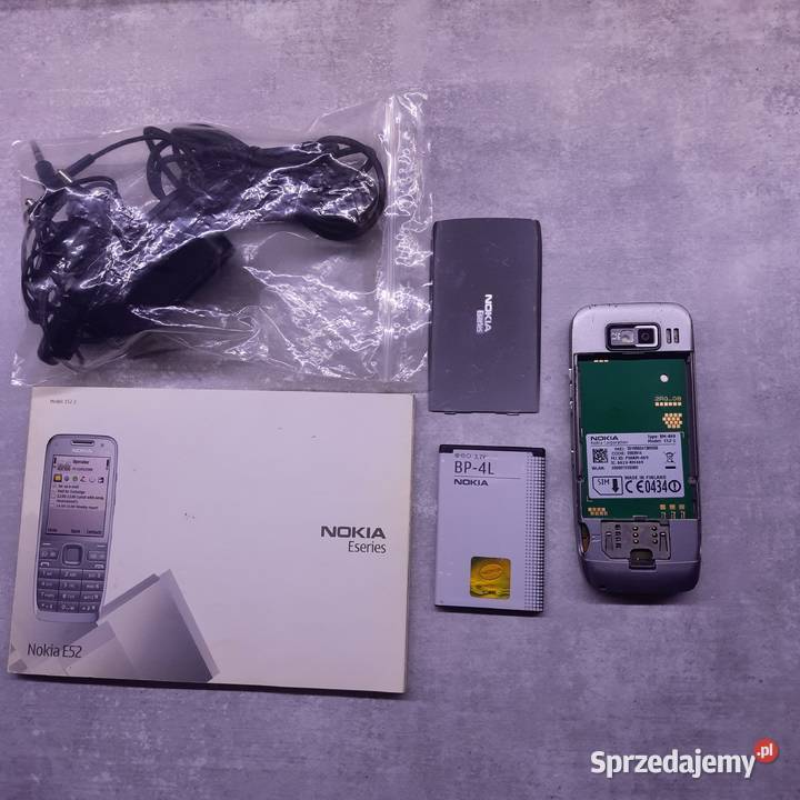 NOKIA E52 Piła