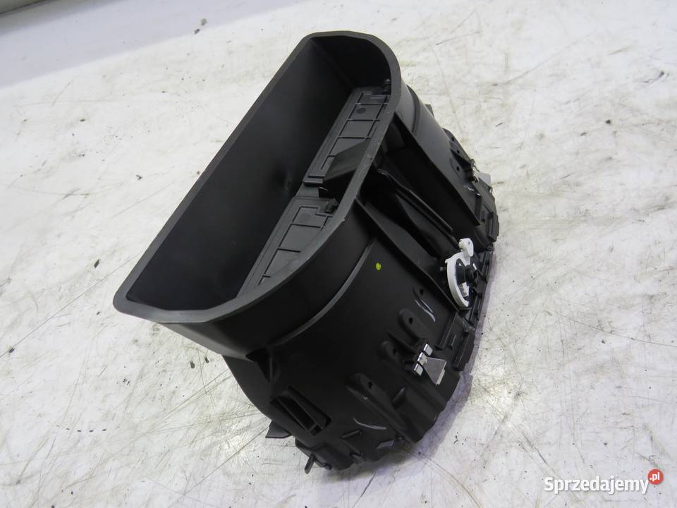 KRATKA NAWIEWU ŚRODKOWA PEUGEOT 2008 osobowe Części samochodowe