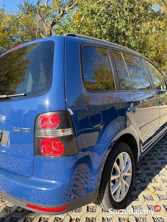 VW Touran Freestyle 1968cm3 Volkswagen Poznań