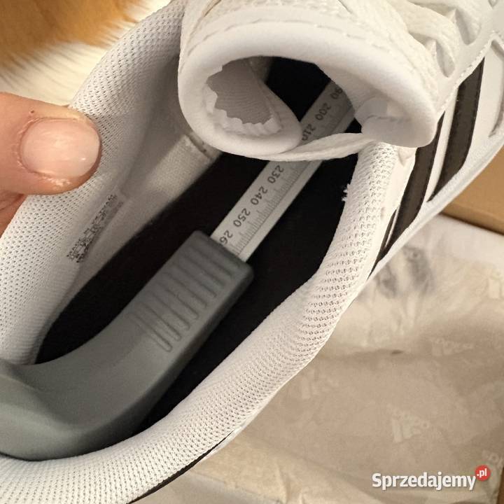 Buty marki adidas rozmiar 43