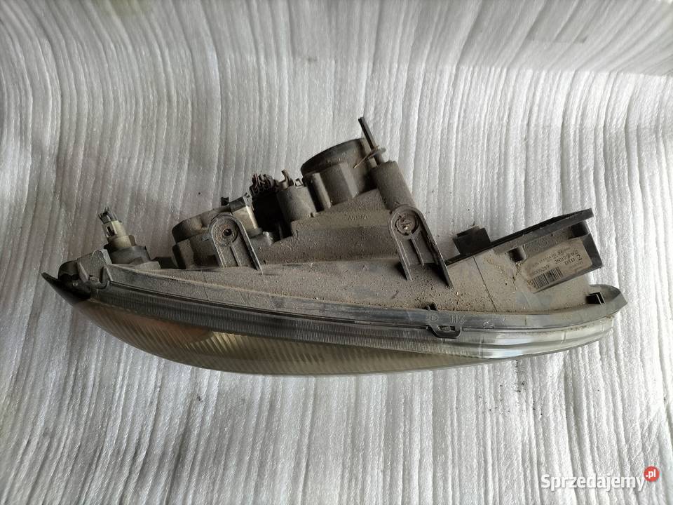NISSAN PRIMERA P11 LAMPA PRZEDNIA PRAWA lubelskie Kamień-Kolonia