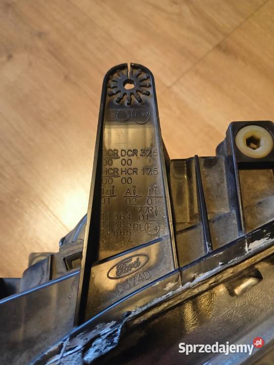 Lampa lewa przód ford mondeo mk4 osobowe Warszawa