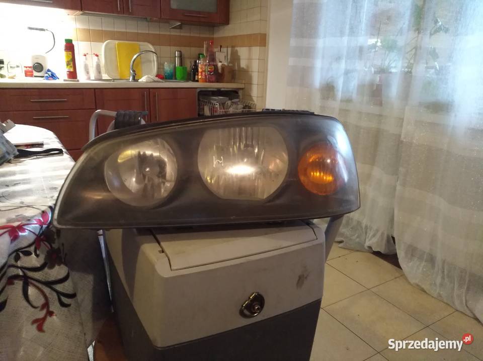 Lewa lampa tył bmw e90 lift Myszyniec