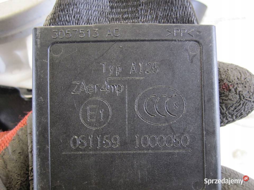 AUDI A1 pas bezpieczeństwa prawy przód osobowe Kielce sprzedam