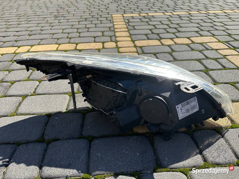 Megane 3 LAMPA PRZÓD LEWY Narama