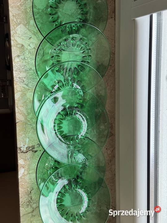 Talerzyki szmaragdowe z Ząbkowic podkarpackie Mielec