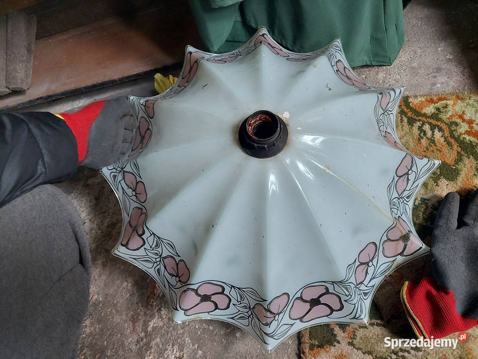 Żyrandol PRL kwiaty kwiatki różowe Jelenia Góra sprzedam