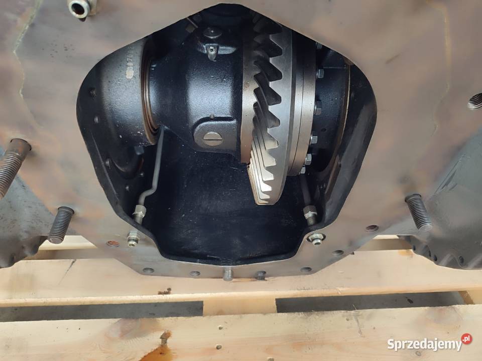 Dyferencjał tył 6700100661 MASSEY FERGUSON 8690 Wilkowo