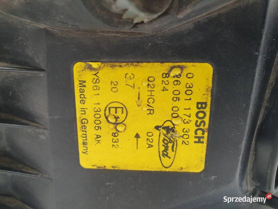 LAMPA Ford Fiesta Mk4 Mk5 lift PRAWY PRZÓD prawa Rudka