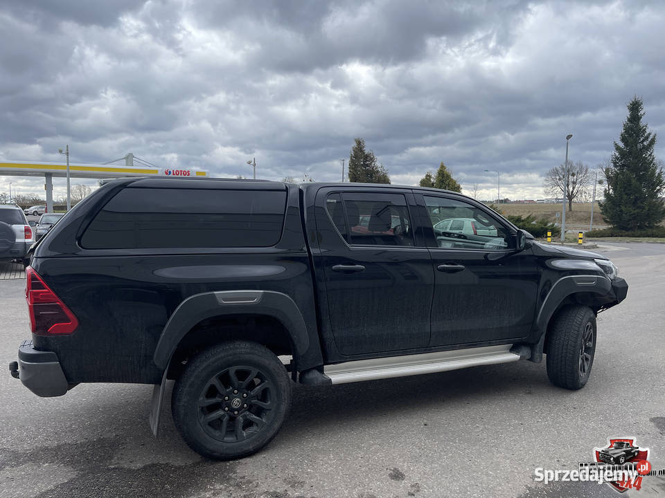 Zabudowa Toyota Hilux RoadRanger RH04 hardtop