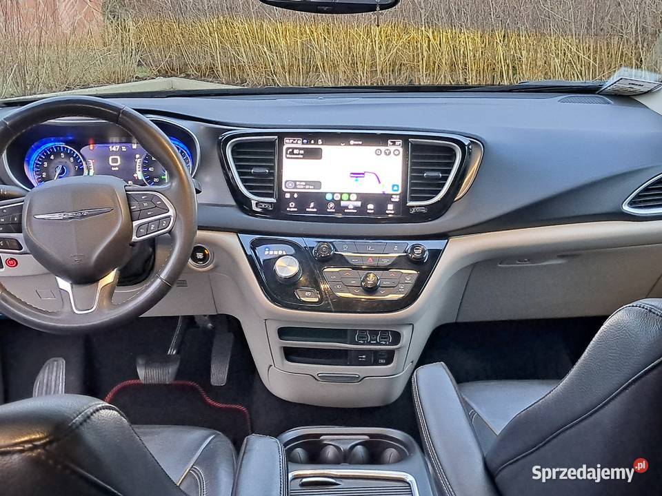 Chrysler Pacifica 36V6 automat bezwypadkowy przyciemniane szyby Warszawa