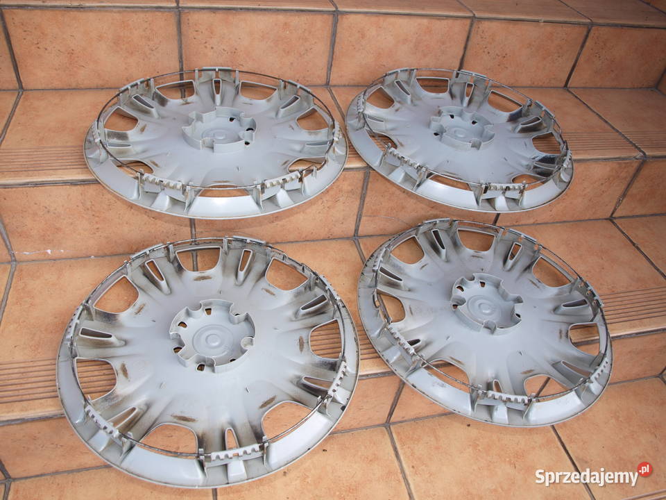 Skoda kołpaki 16 oryginalne komplet 4 sztuki Koła i felgi Kalisz