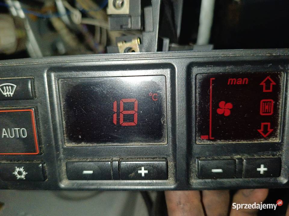 Klimatronic 8L0 820 043 D Audi A4 B5 a20 Myszków