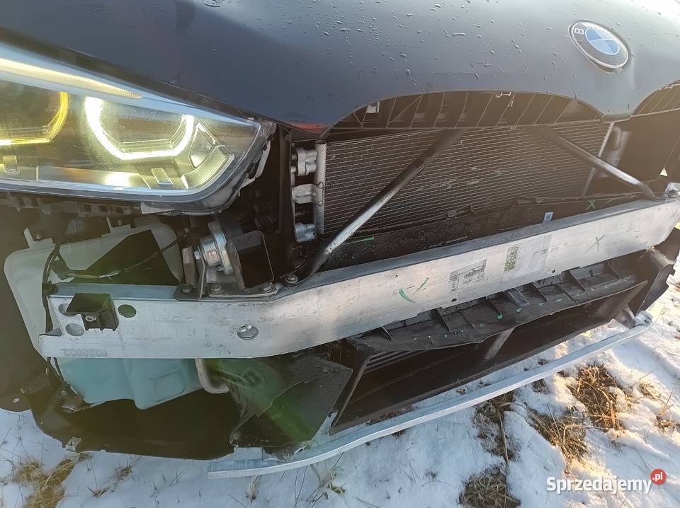 BMW X1 XDrive 20 benzyna 2016 r Wschowa sprzedam