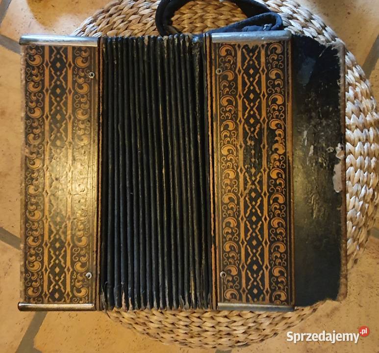 Zabytkowyniemiecki akordeon Hohner