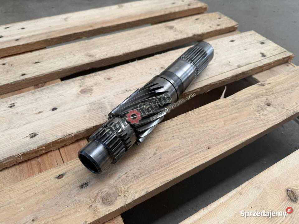 Wałek skrzyni biegów Z17 Massey Ferguson