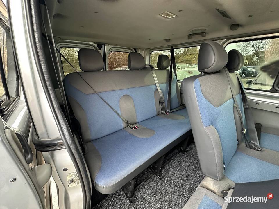 Renault Trafic 20 DCI9 miejscKlima na tyłSalon Warszawa