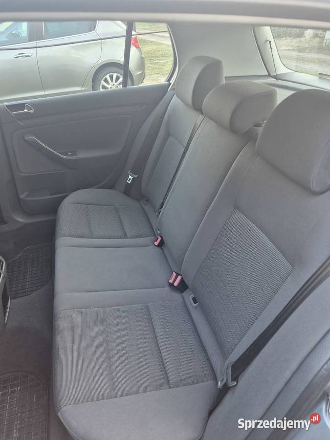 Volkswagen Golf 5 14 fsi 90 światła przeciwmgielne Opatówek