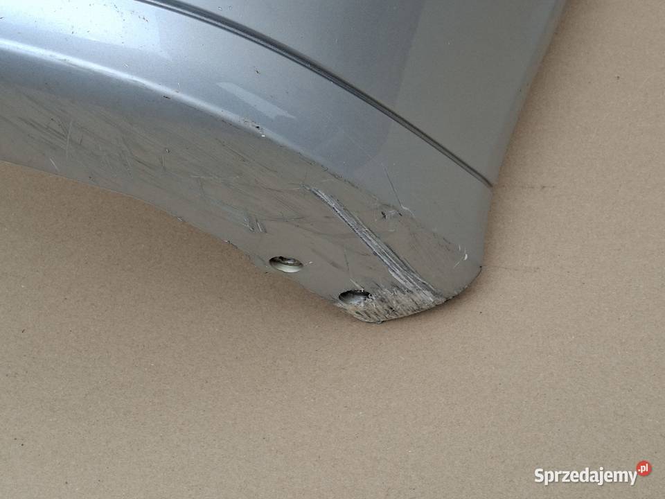 MERCEDES CKLASA W203 LIFT ZDERZAK PRZÓD PRZEDNI Zderzaki Bieleń sprzedam