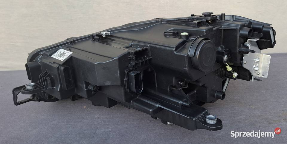 Lampa przód prawa Full LED Skoda Superb IV 2023