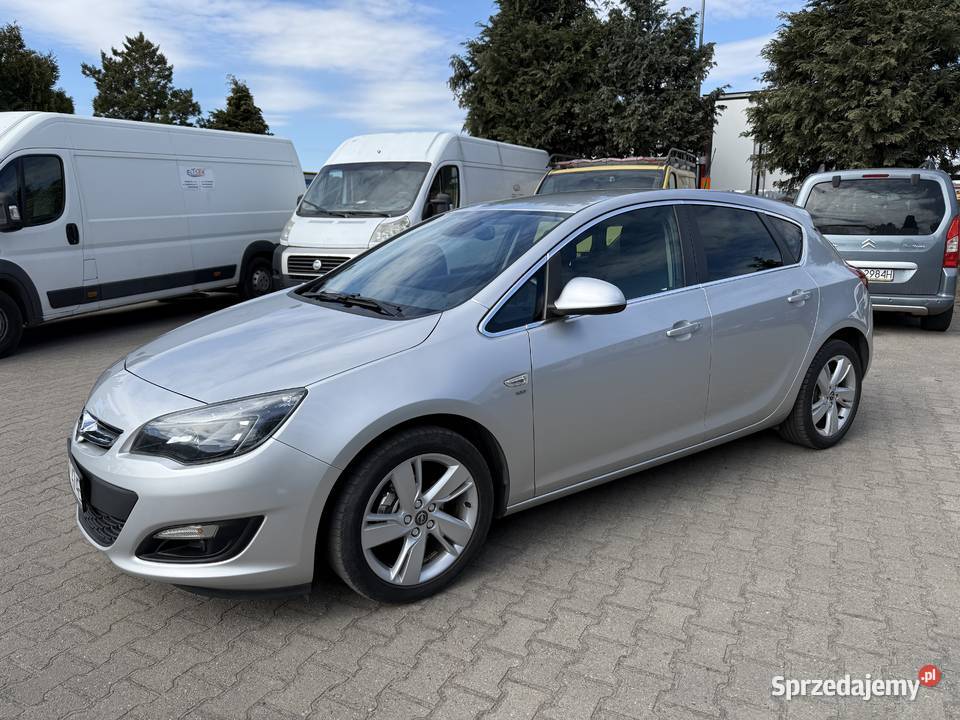 Opel Astra 16 BENZYNA Zarejestrowana Ważne autoalarm Konin