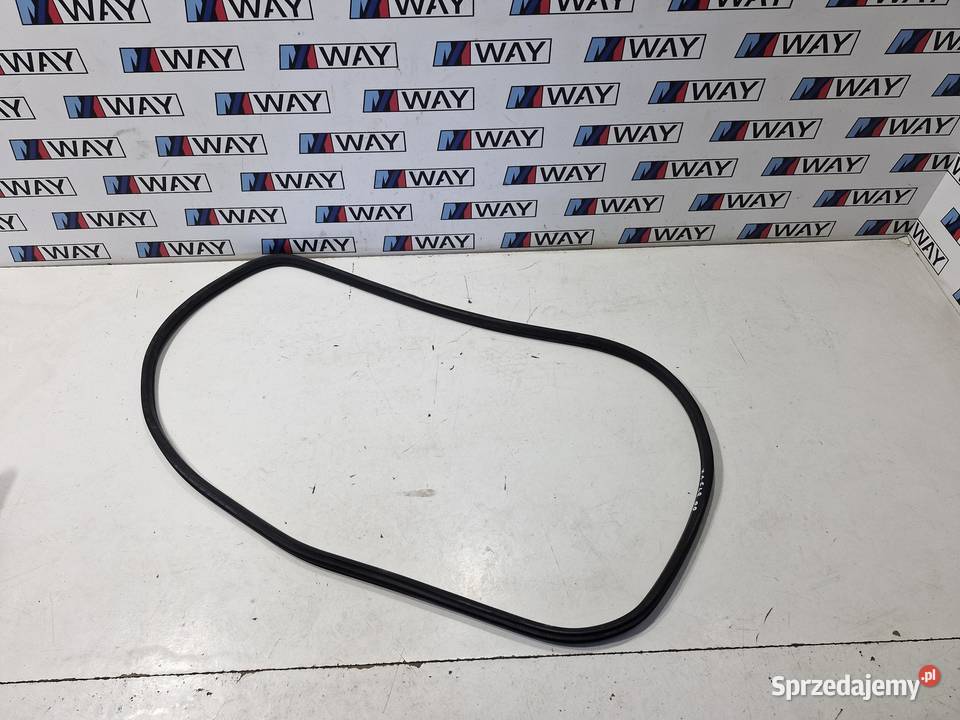 BMW X1 F48 USZCZELKA DRZWI PRAWY PRZÓD ORYGINAŁ