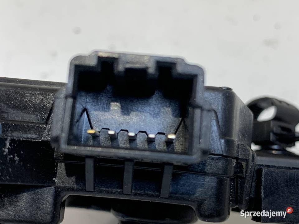 SILNIK NAGRZEWNICY HYUNDAI EA1F0EDFAD02 i30