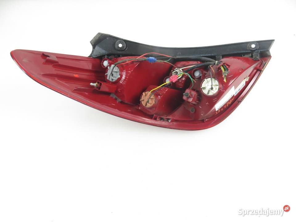 LAMPA PRAWA TYLNA HYUNDAI i20 924024P000