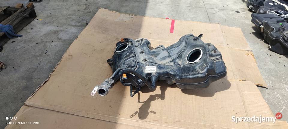 BAK ZBIORNIK PALIWA AUDI A4 B8 A5 8T 8T0201021EF Przystajń