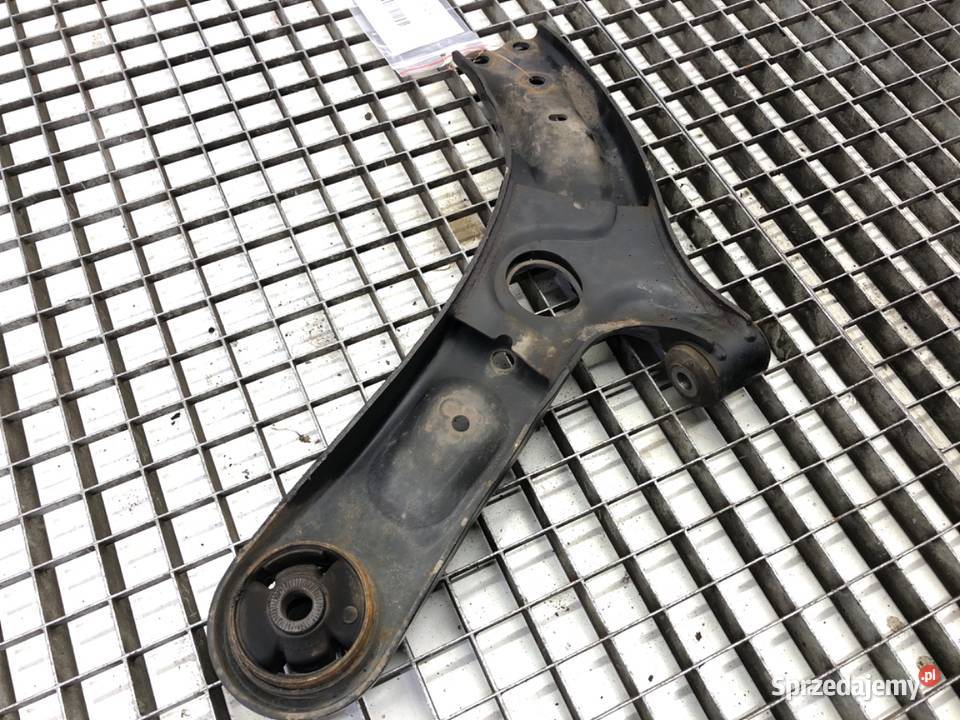 WAHACZ PRAWY PRZÓD HYUNDAI i30 Hatchback