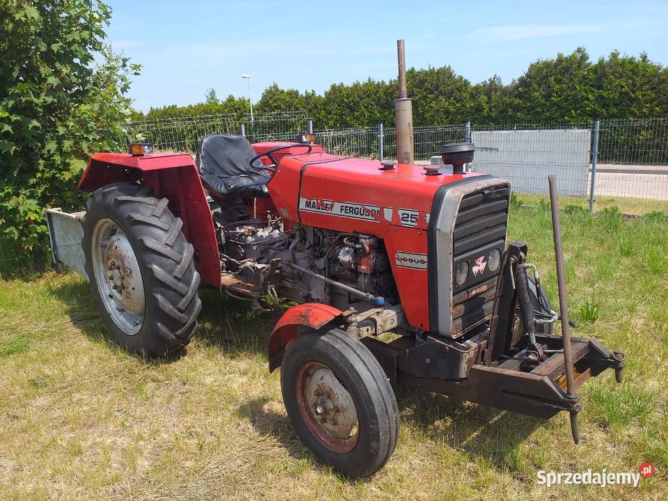 Ciągnik Massey Ferguson 255 Gdynia