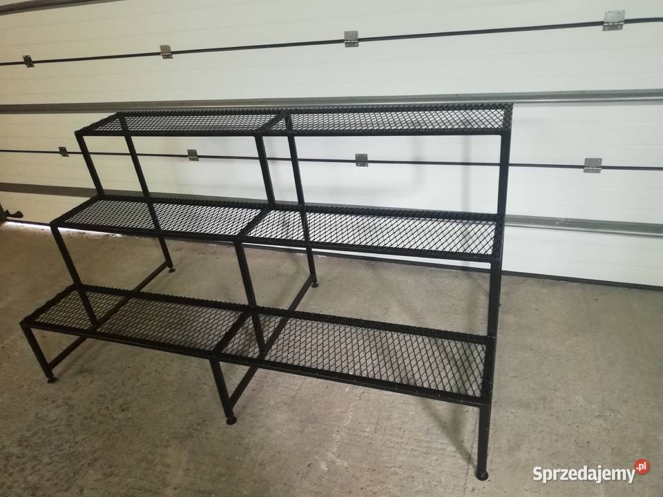 Schodki ekspozycyjne Sklep Kraków