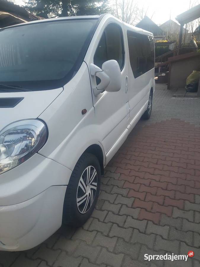 Renault Trafic 9 osób long immobilizer Chocznia sprzedam