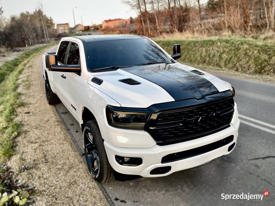 Nowy Dodge Ram 1500 57 V8 HEMI eTorque 2023 401KM RAM Katowice sprzedam