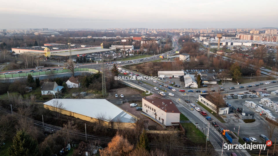 Wynajmę lokal 980m2 Kraków Ciepłownicza dojazd asfaltowy małopolskie sprzedam