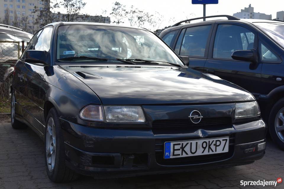 Opel Astra GSI 20 8V welurowa tapicerka Toruń
