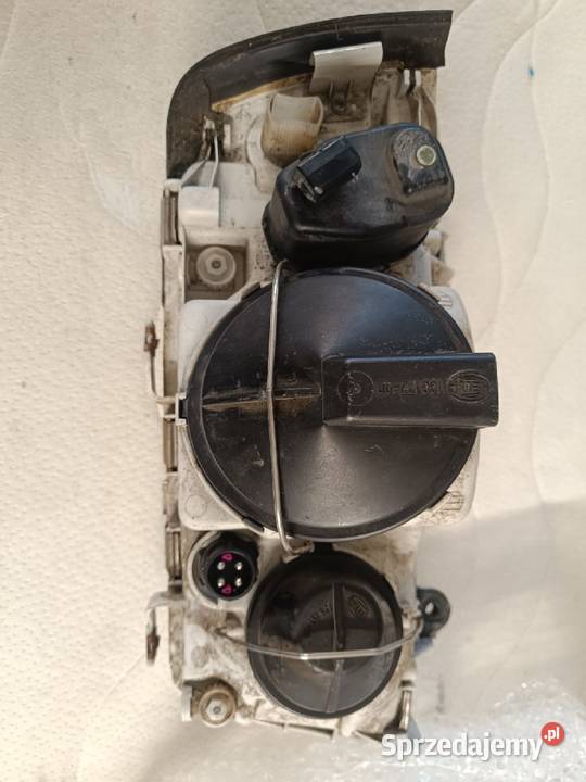 Sprzedam lampę do Audi 80 Cabrio 23 benzyna Szczecinek